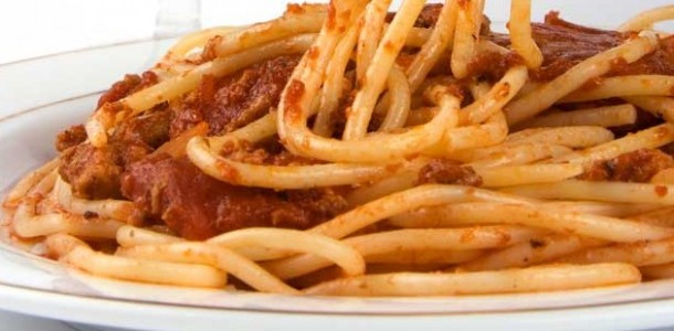 68-receita-simples-de-espaguete-a-cacarola