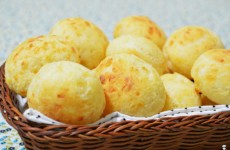 PAO-DE-QUEIJO.jpg