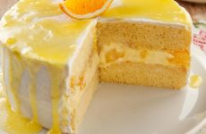 Bolo-de-laranja-e-recheio-simples-de-creme