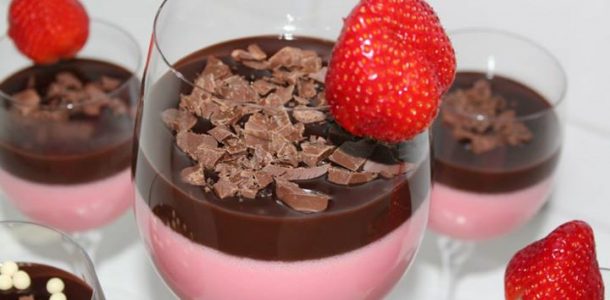 Mousse-de-morango-e-chocolate