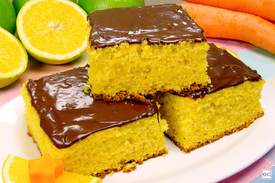 RECEITA DE BOLO DE CENOURA, LARANJA E COCO, DELICIOSO FICA HÚMIDO E